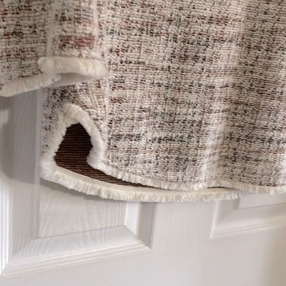 W5 top In Tweed Pastel Color Sz med excellent like new condition zip up back - Picture 4 of 6